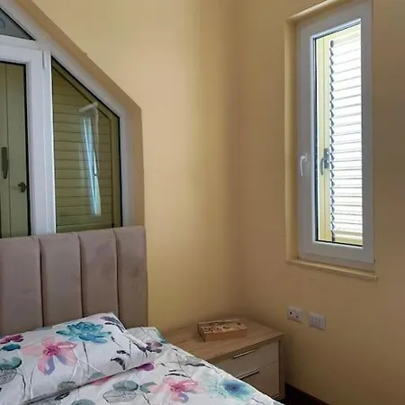 Natalia's House Surrel Villa